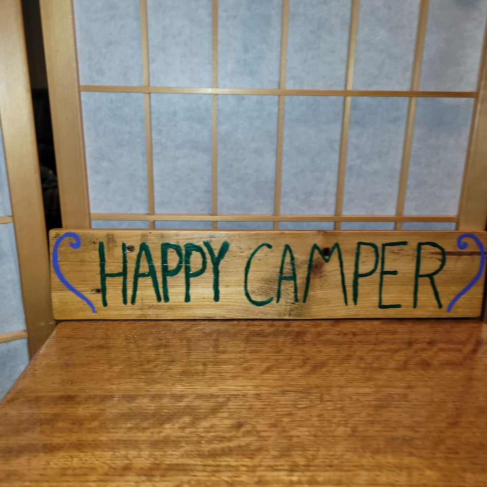 Rustic 'Happy Camper' Wooden Sign